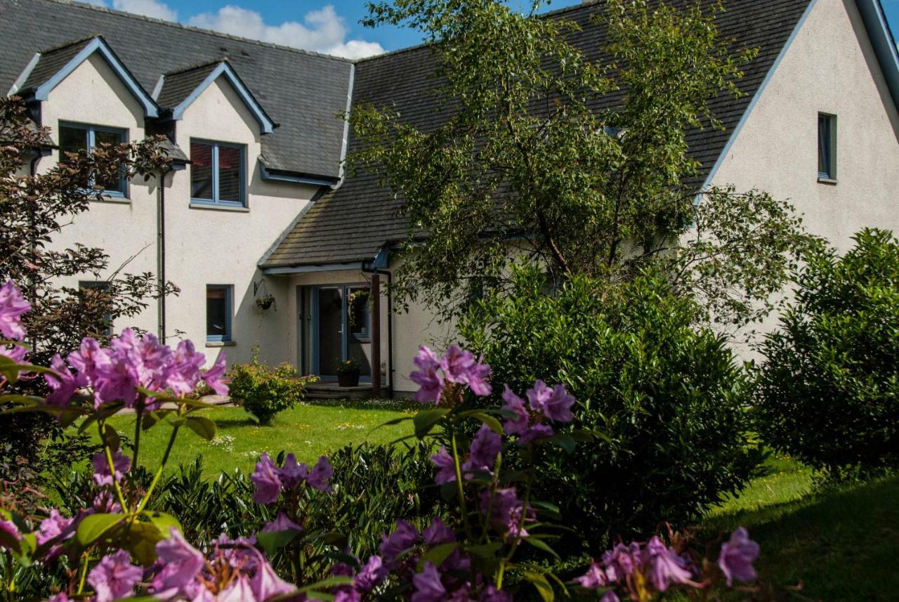 Suardal Bed And Breakfast Fort Augustus Exterior photo